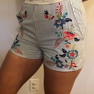 Embroidered shorts, size 0